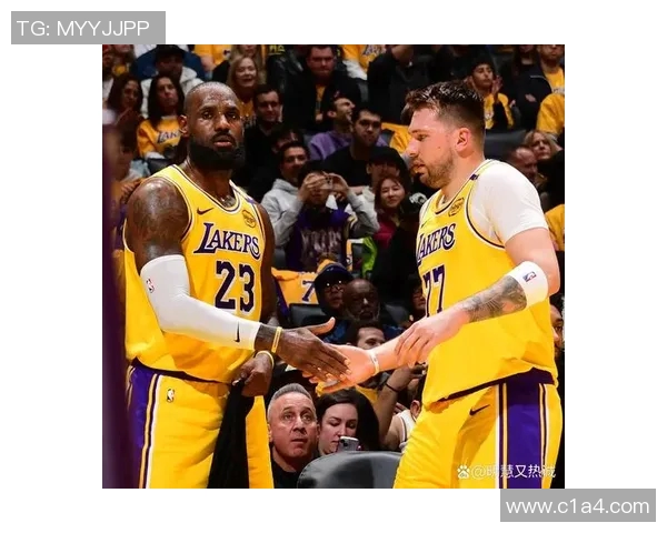 周日对决湖人迎战火箭期待精彩篮球盛宴与激烈角逐