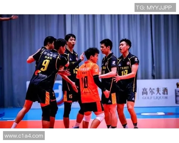 广东男排与辽宁男排激战正酣谁能在这场较量中笑到最后